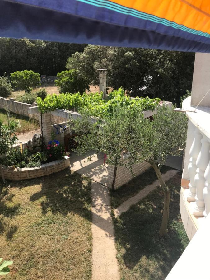 Apartamento Bava Ugljan Exterior foto